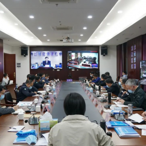黄慧主持召开全县疫情防控工作视频连线会议：迅速行动 排查到位 不留盲区