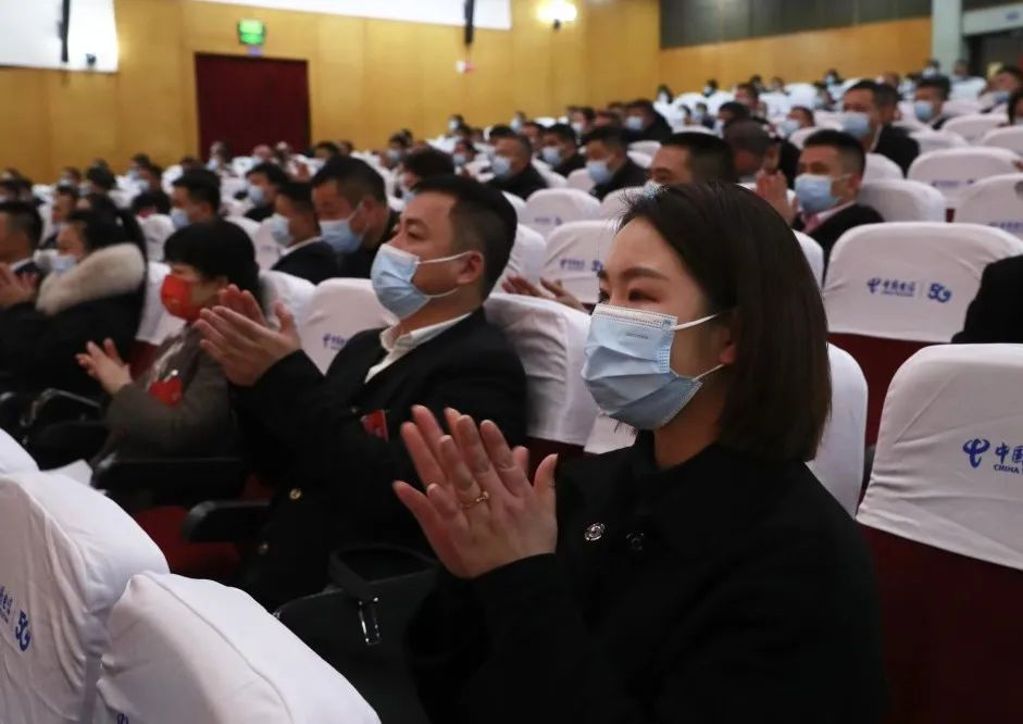 永嘉县十七届人大一次会议胜利闭幕！(图5)